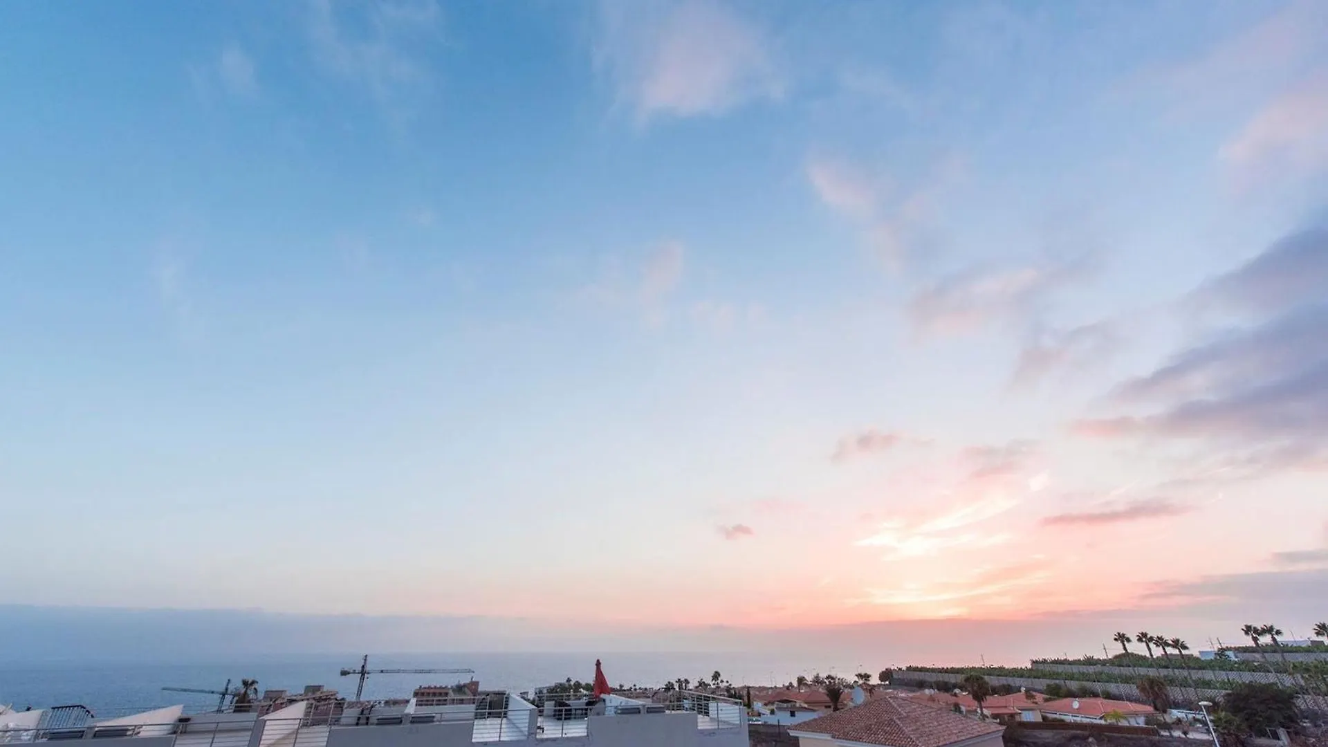 Villa Naranja Mit Beheiztem Pool Und Meerblick カジャオ・サルバヘ スペイン